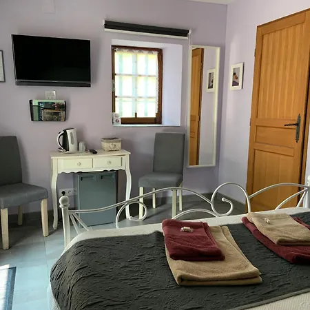 Guest house La Peireta- Maison Eco Responsable 3*