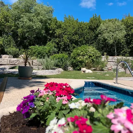 La Peireta- Maison Eco Responsable Guest house 3*